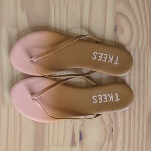 TKEES Ombre Flip Flops